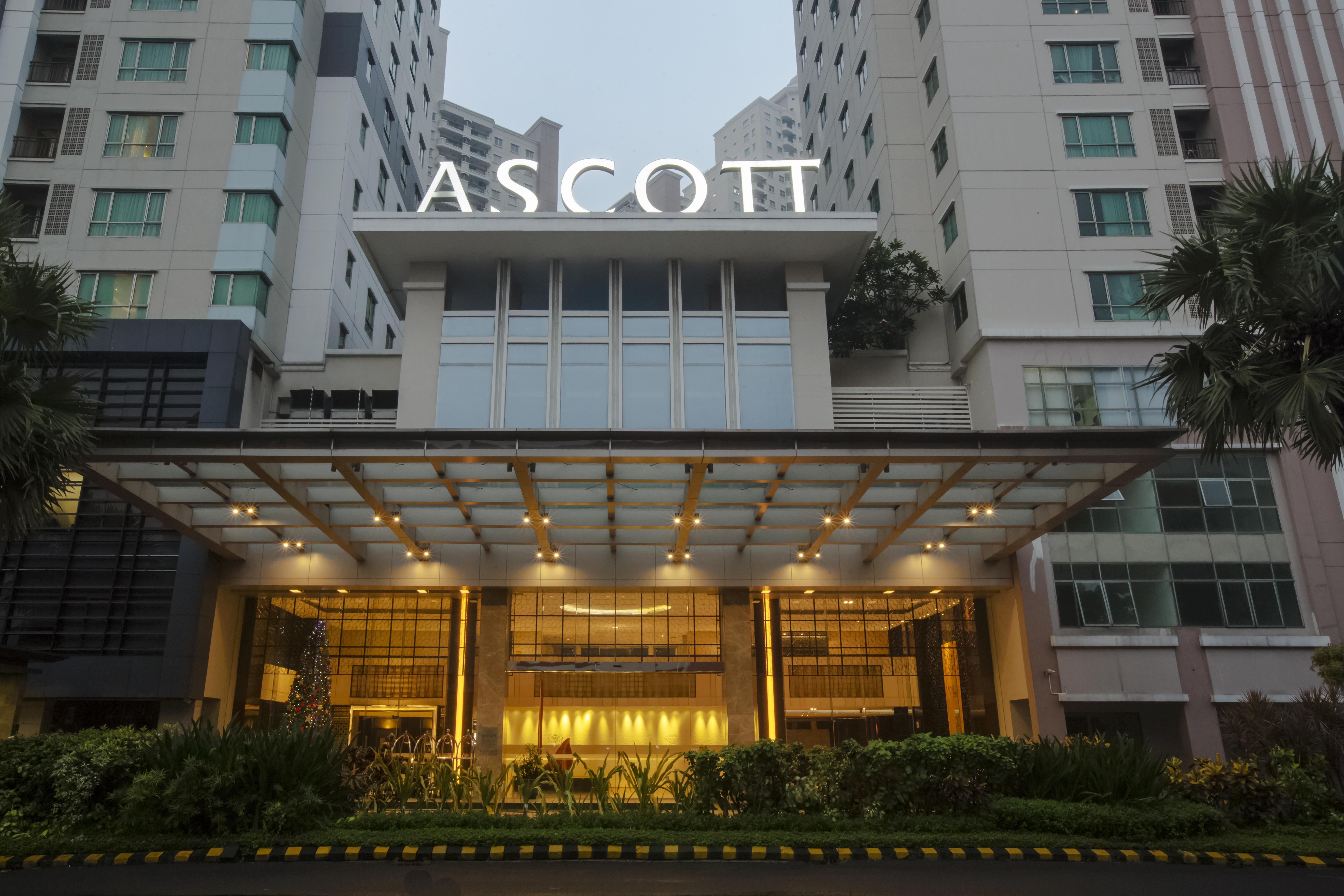Ascott Waterplace Сурабая Экстерьер фото